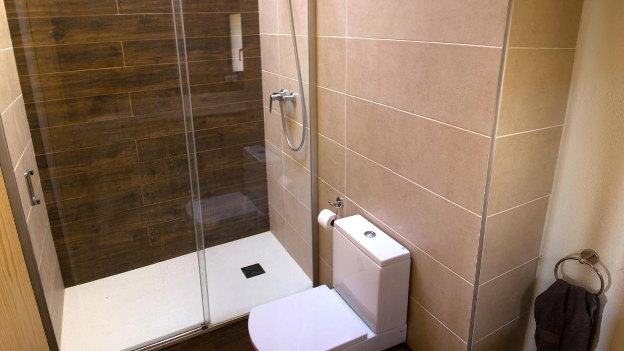 Can Nofre - Masia Familiar En Zona Tranquila Amer Room photo